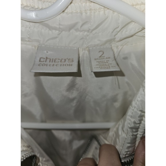 Chico's Collections Embellished Sequin Cream Quilted Vest Size 2 EXCELLENT - Picture 5 of 7